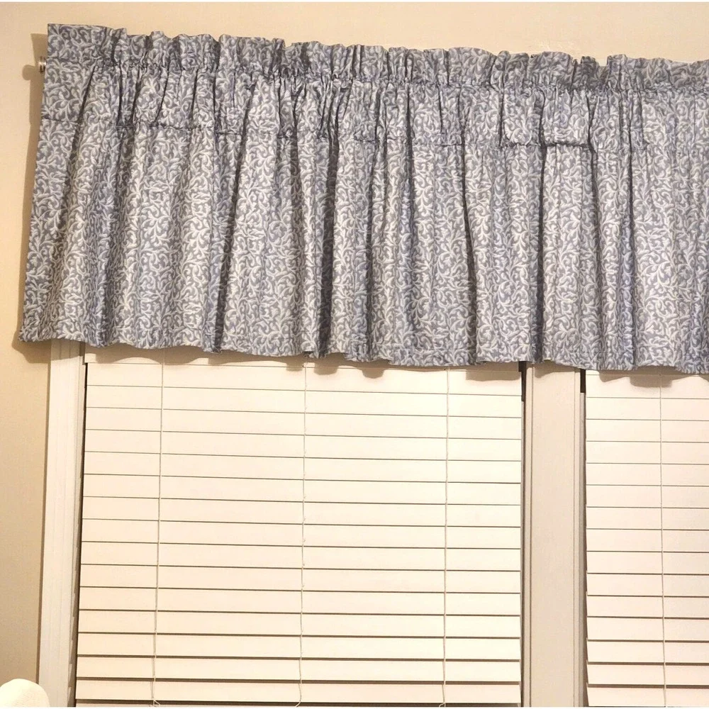 Vintage Waverly Blue and White Chintz Lined Custom Made Drapery Headers